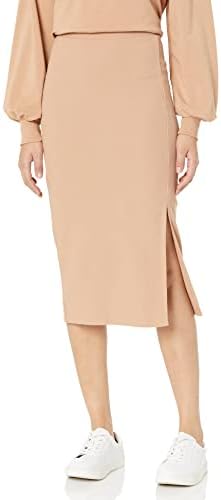 The Ribbed Knit Skirt in beige — full length